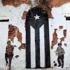 La Bandera Sigue en Luto